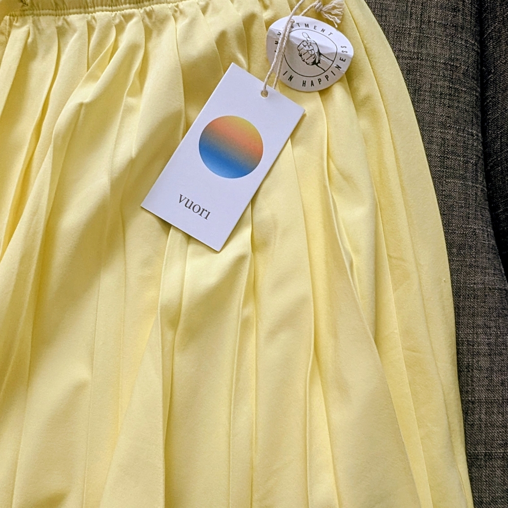 Vuori Cream Skirt - Picture 3 of 4